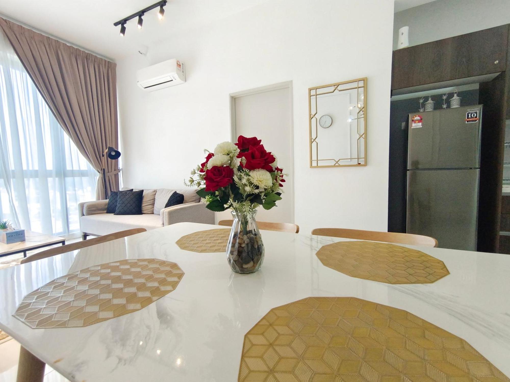 One Bedroom Troika Kota Bharu By Aghome, Modern Design Luaran gambar